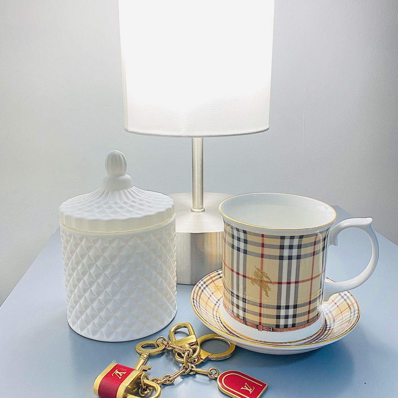 CUP OF TEA Luxury Candle White Tea Scent Calming Relaxing